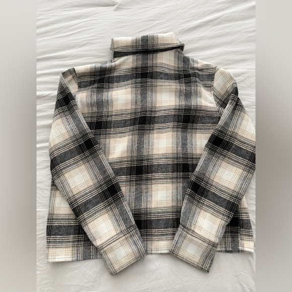 BB Dakota by Steve Madden Plaid Button-Up Shacket - Picture 3 of 3